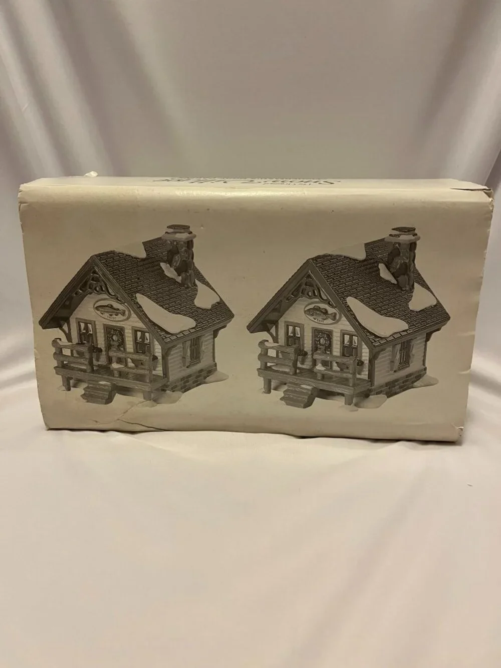 Department 56 Snow Village – Fisherman’s Nook Cabins (Trout & Bass) – Orig Box - Picture 16 of 16